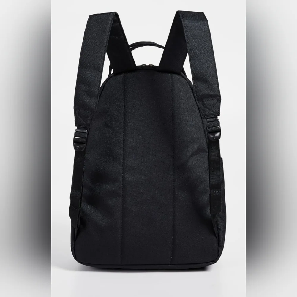 NWOT | Herschel | Nova Backpack | Mid-Volume 18.0L | Black